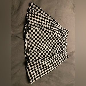 CHECKERED HOT TOPIC SKIRT